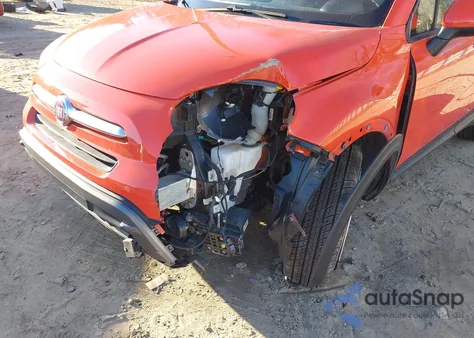 2017 Fiat 500X Trekking Awd из США, поврежденный, VIN ZFBCFYCBXHP518971